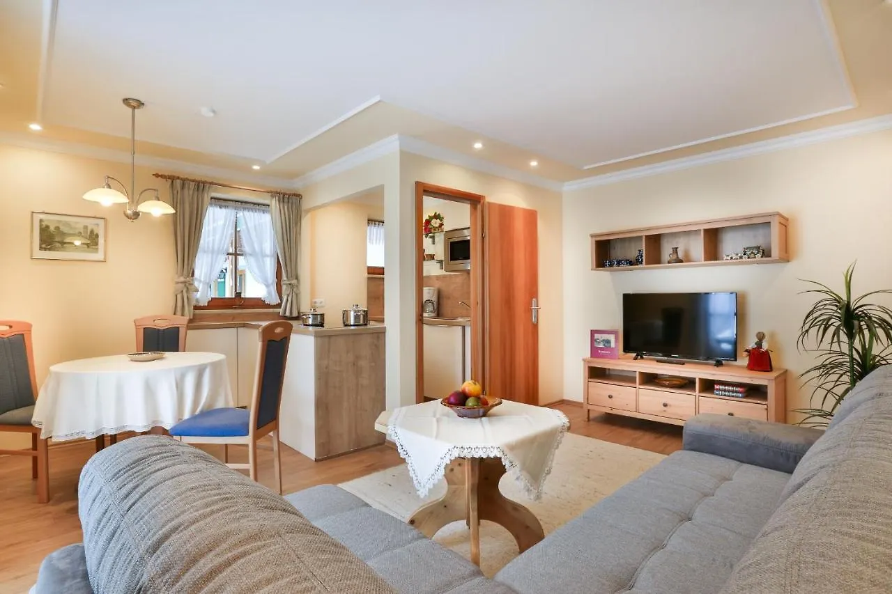 Gästehaus Oslhof Ferienwohnungen Ramsau bei Berchtesgaden Apartment